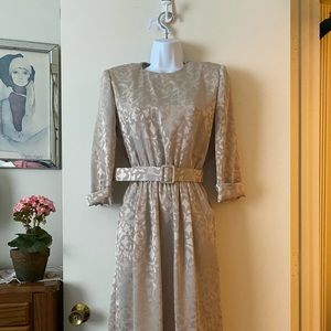 DONATED Vintage Gold on gold V.L.P. Petites dress & belt